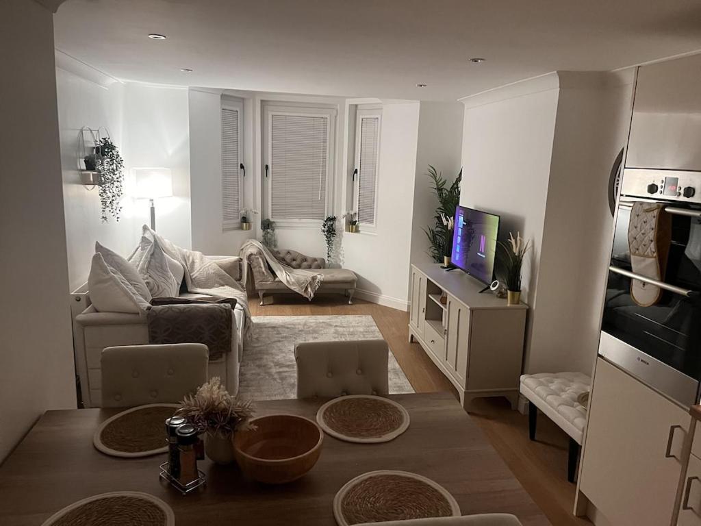 Gorgeous 2 Floor 3 Bed Apartment St Leonards-on-Sea Экстерьер фото